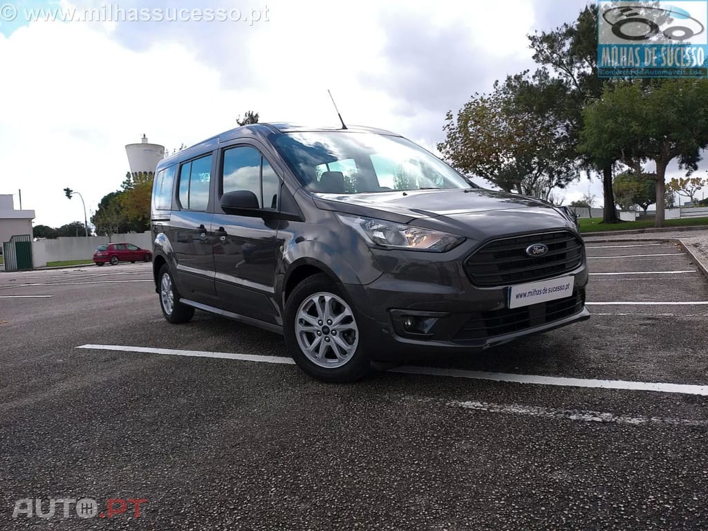 Ford Tourneo Grand 1.5 TDCi Active