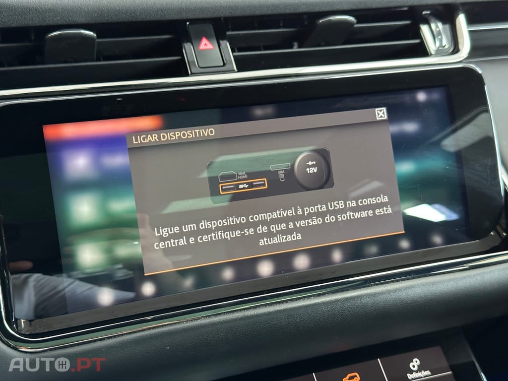 Land Rover Evoque P250 R-Dynamic HSE