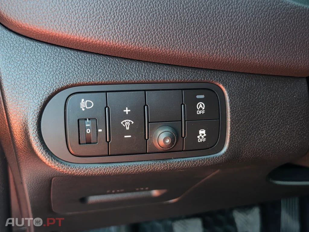 Kia Carens 1.7 CRDi ISG TX