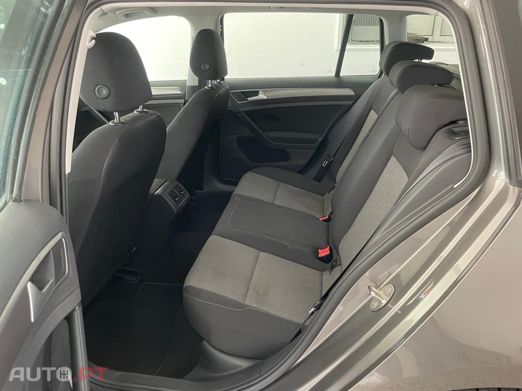 Volkswagen Golf Variant 1.6 TDi BlueMotion Confortline