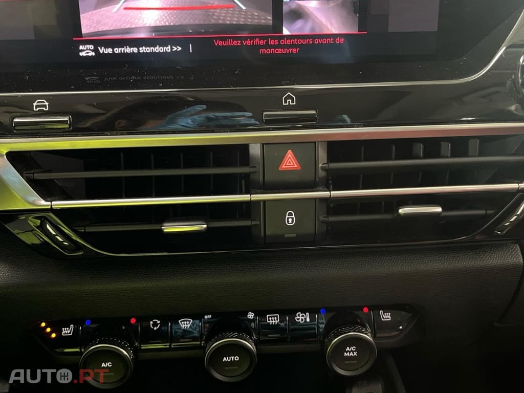 Citroen C4 1.2 PureTech Shine EAT8