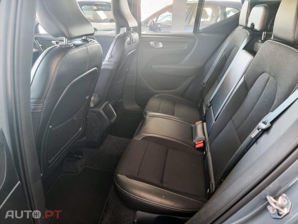 Volvo XC40 2.0 D3 Momentum Plus Geartronic