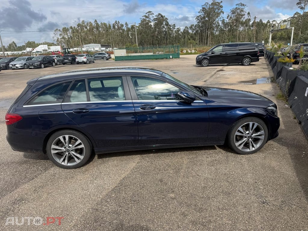 Mercedes-Benz 200 C