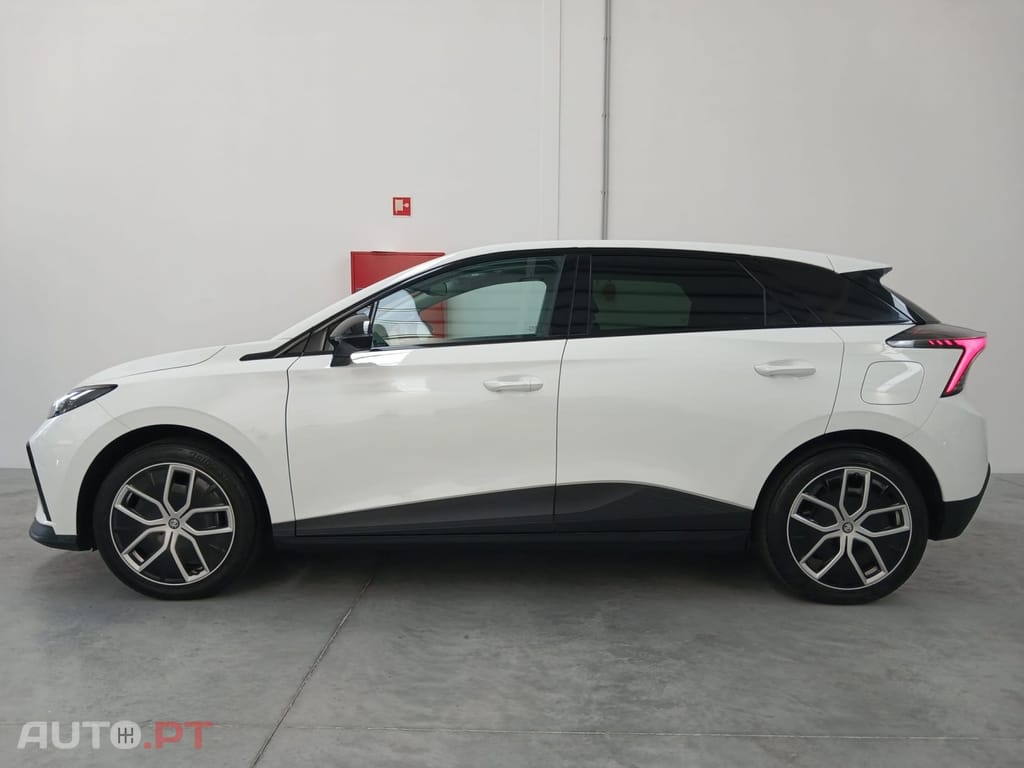 MG MG4 64 kWh Luxury