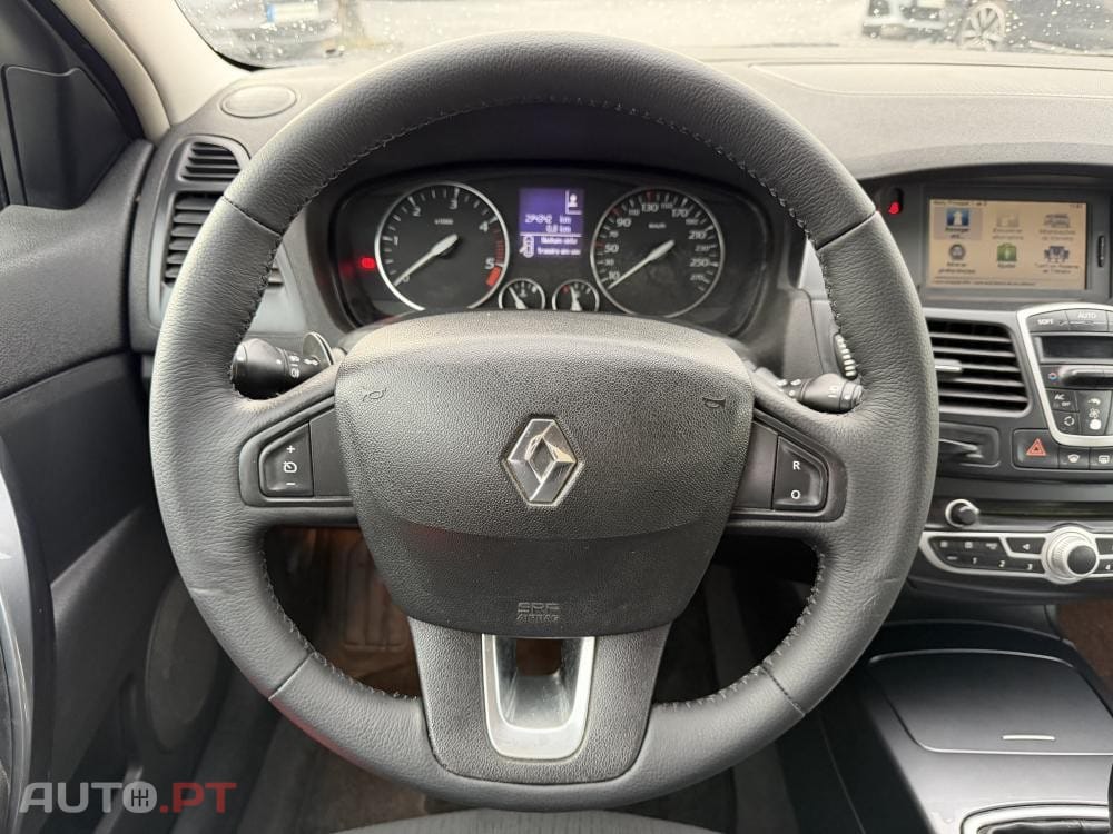 Renault Laguna Break Outro