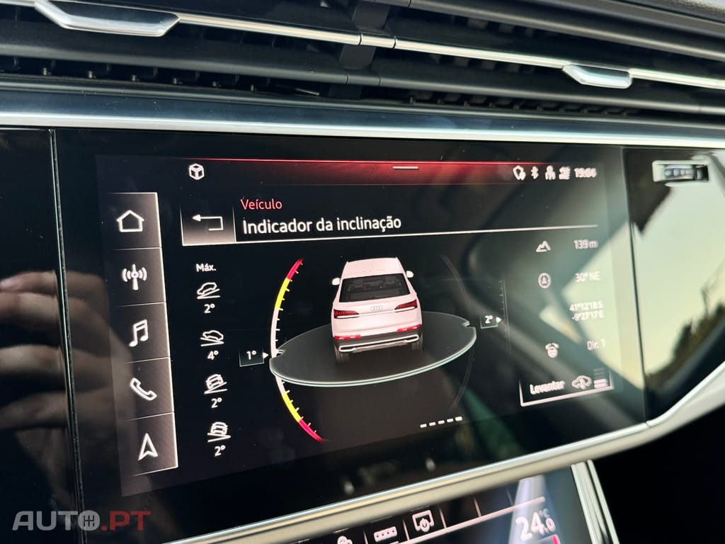 Audi Q7 55 TFSIe quattro Tiptronic