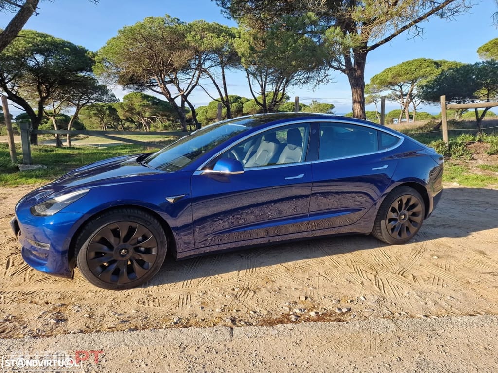 Tesla Model 3 AWD Dual Motor Performance