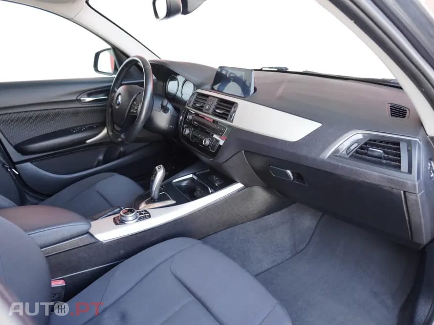 BMW 116 d Line Urban Auto