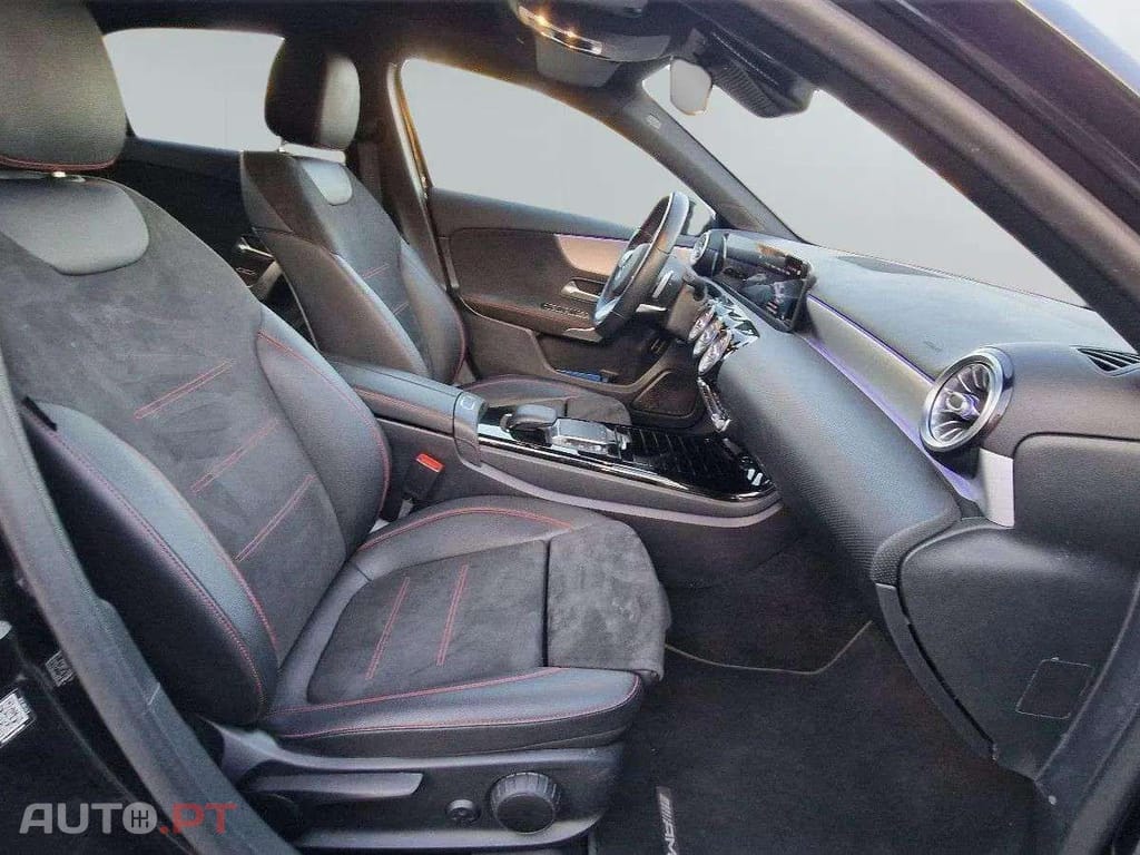 Mercedes-Benz A 180 d AMG