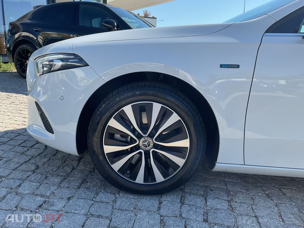 Mercedes-Benz A 250 e Style Plus