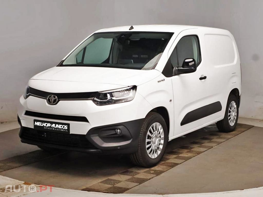 Toyota Proace City 50 kWh Business