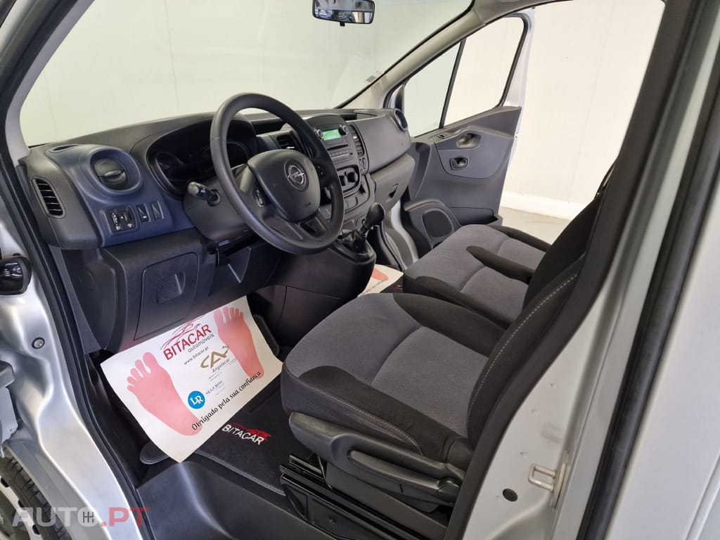 Opel Vivaro COMBI 1.6 CDTI L1H1 APENAS 28.000KMS