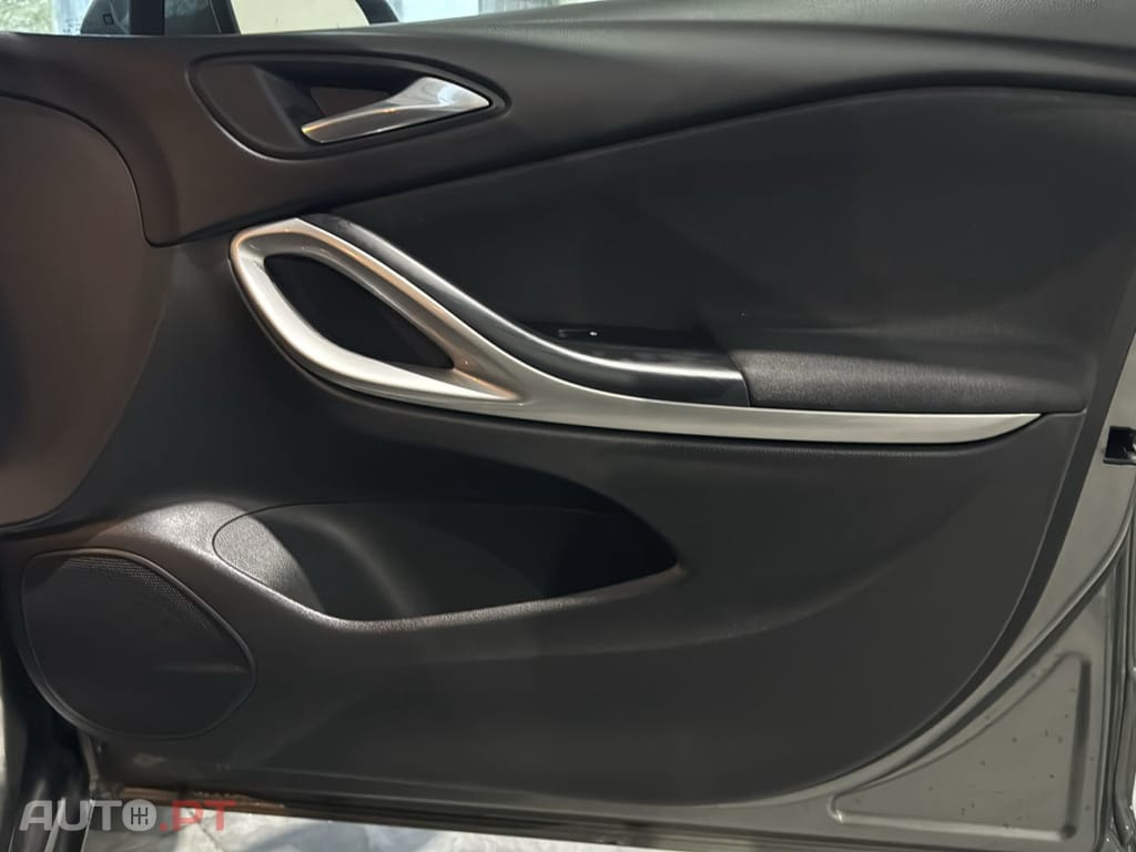 Opel Astra Sports Tourer Sports Tourer 1.2 T GS Line