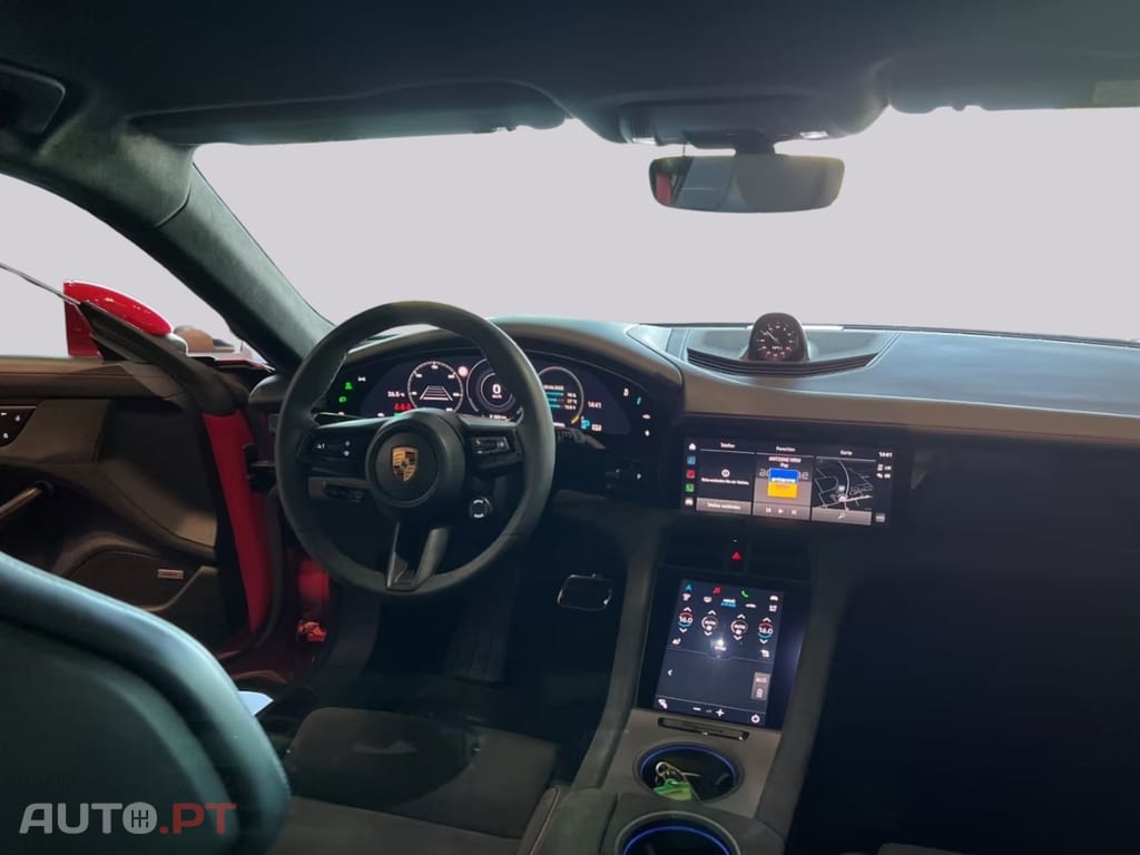 Porsche Taycan I.V.A DEDUTIVEL GTS 
