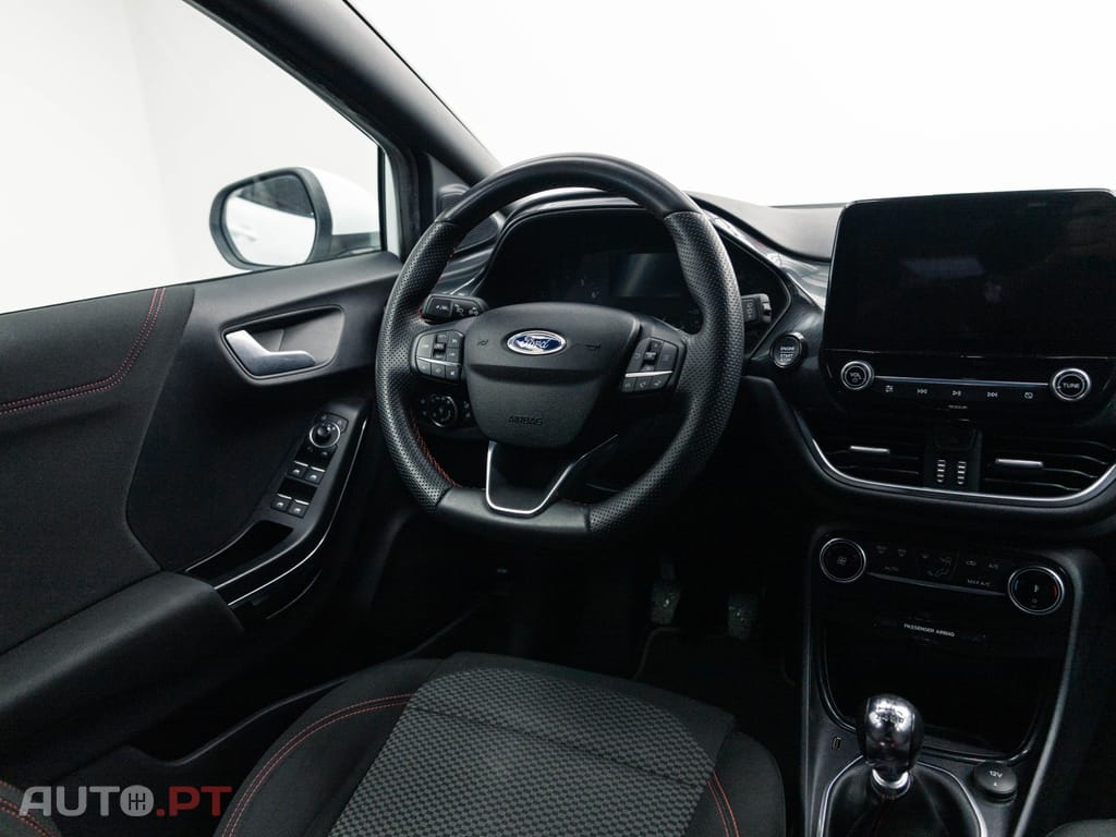 Ford Puma 1.0 EcoBoost MHEV ST-Line