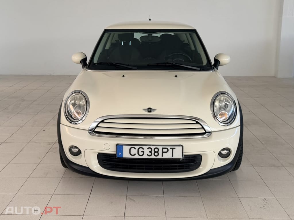 MINI Cooper One 1.6 Minimalist