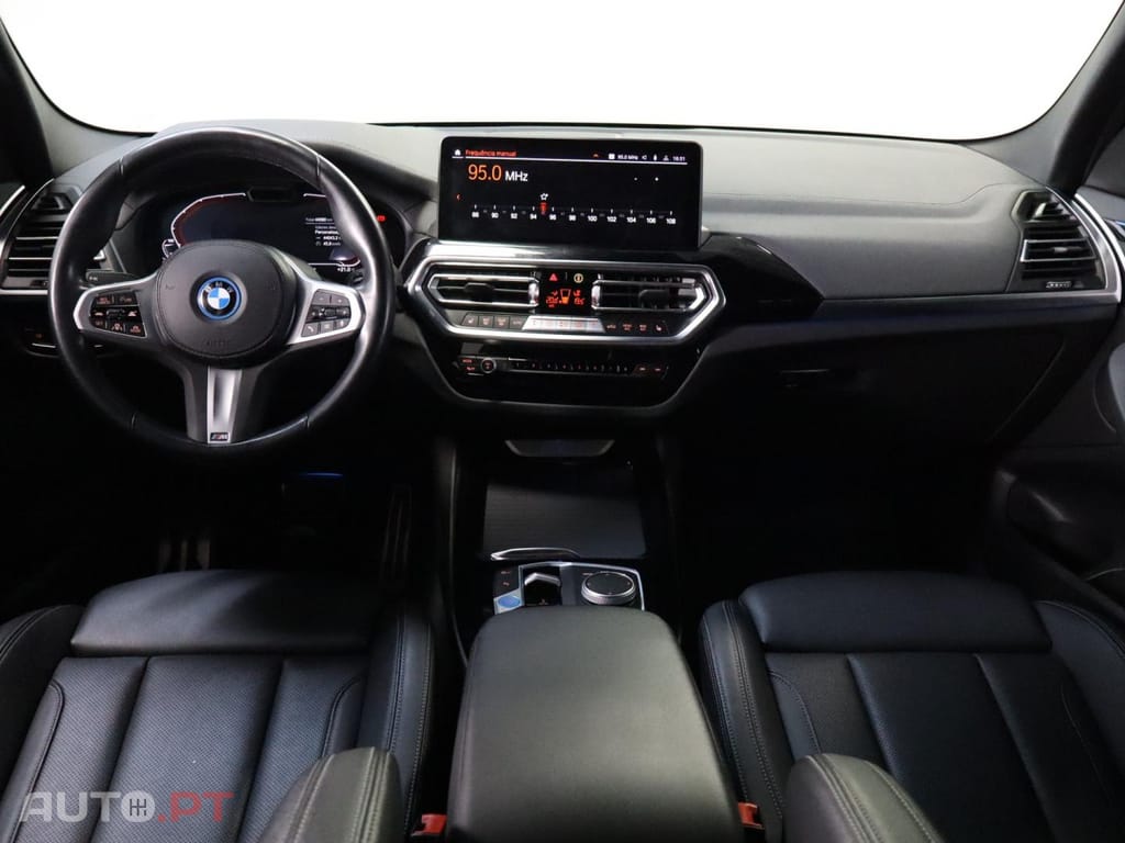 BMW iX3 M Sport Impressive