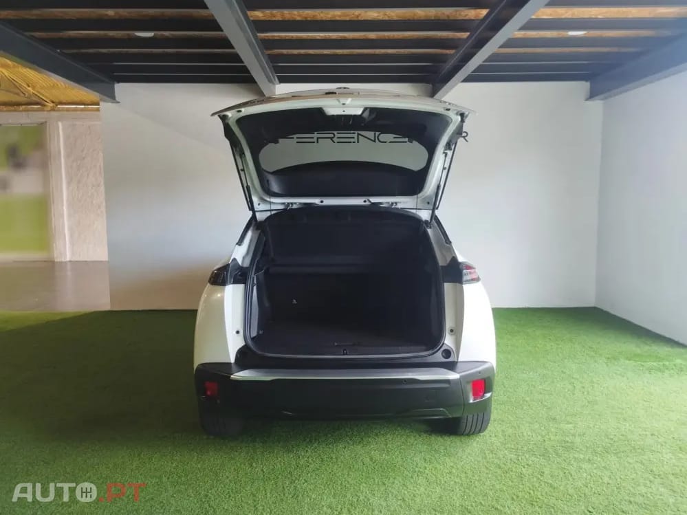 Peugeot E-2008 GT Pack