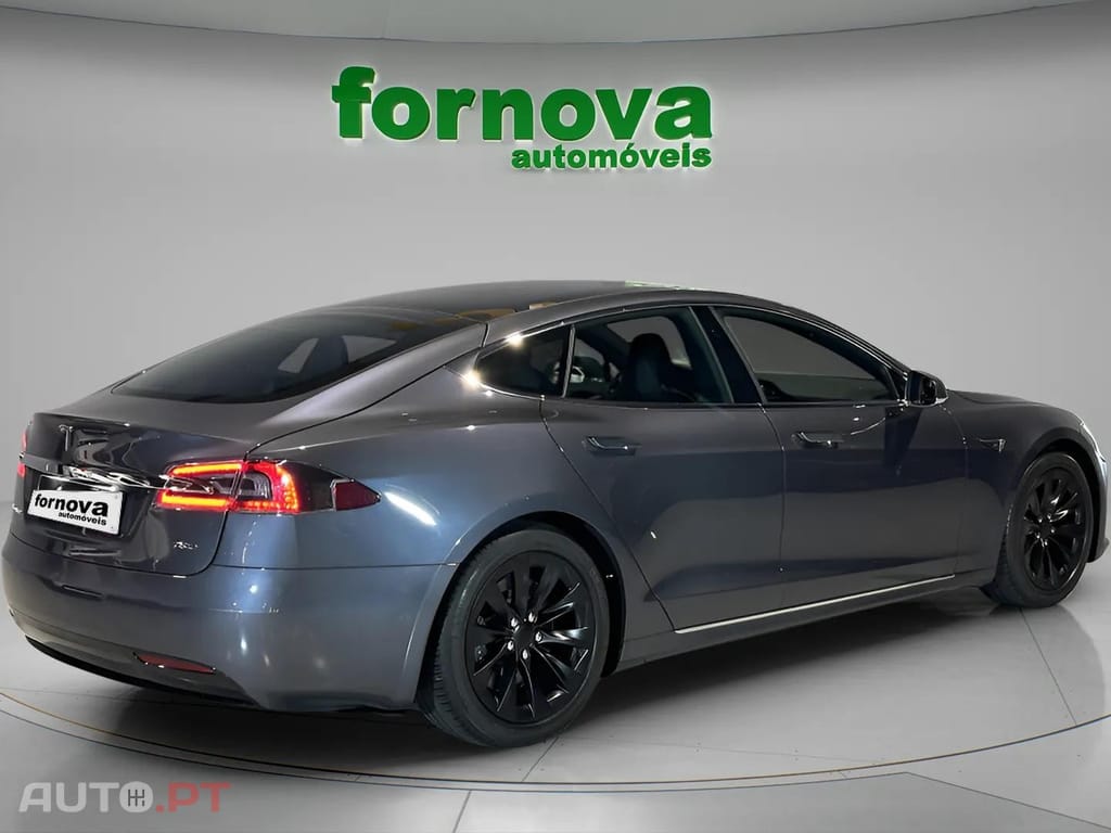 Tesla Model S 75D