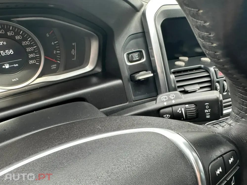 Volvo XC60 2.0 D4 Momentum