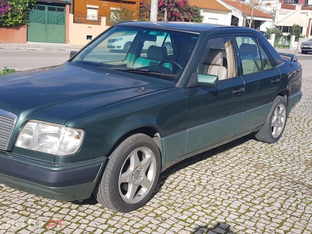 Mercedes-Benz 300 4 MATIC