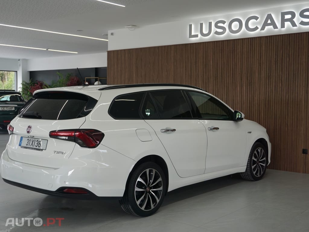 Fiat Tipo 1.6 M-Jet Lounge Tech J17 DCT