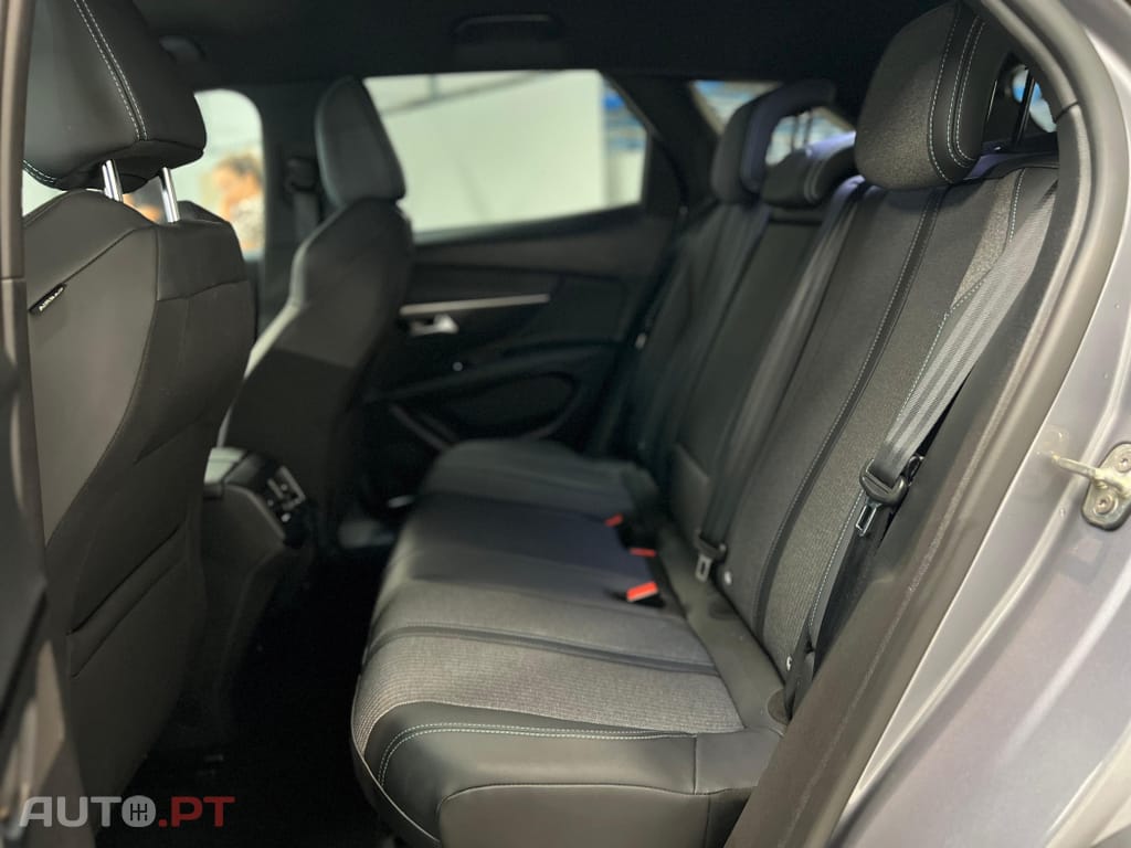 Peugeot 3008 1.2 PureTech Allure Pack EAT8