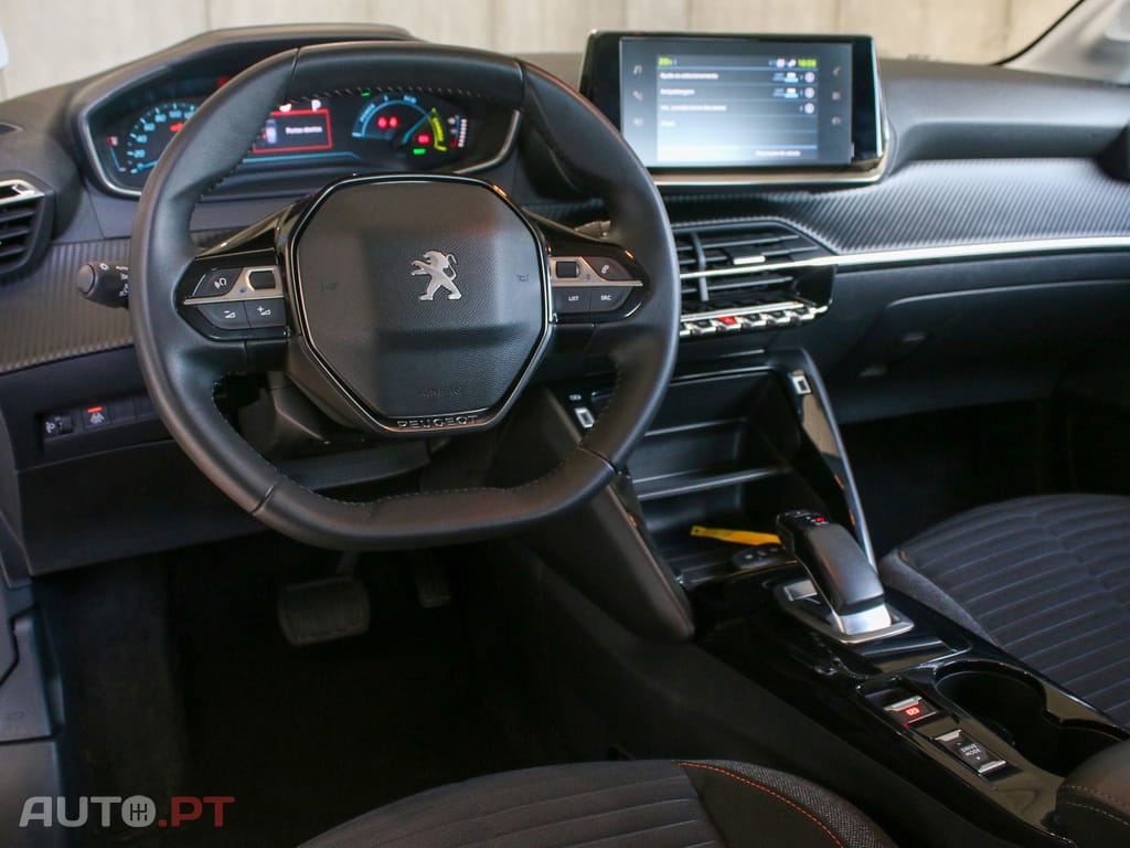 Peugeot E-208 50 kWh Allure Pack