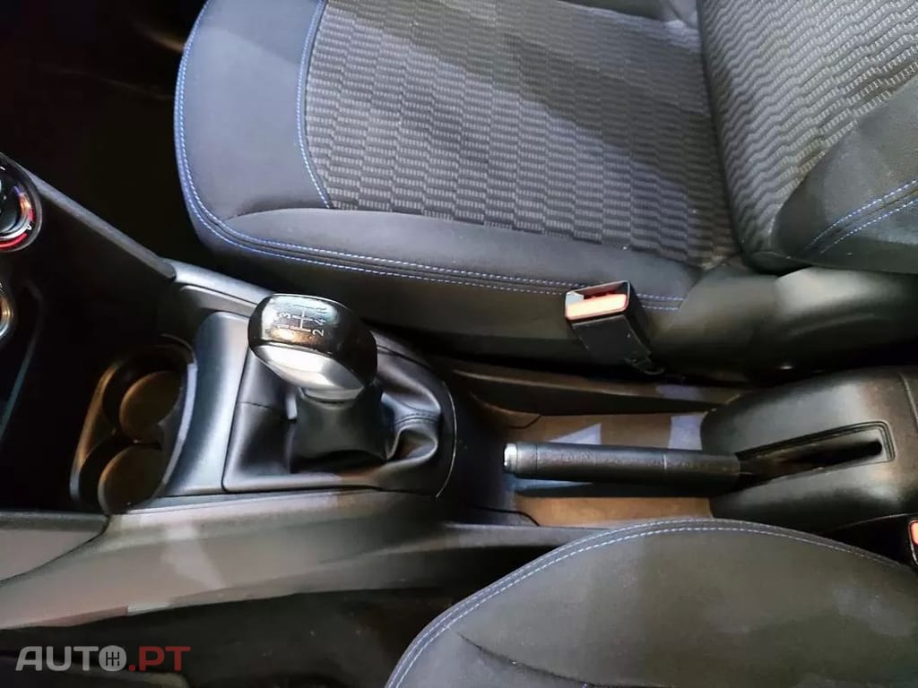Peugeot 208  Puretech 82 Stop Start Signature