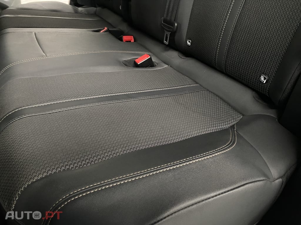 Peugeot 3008 1.6 Plug-in Hybrid GT e-DCS7