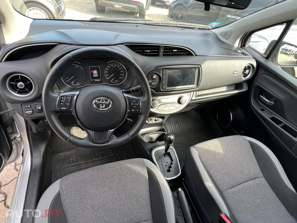 Toyota Yaris 1.5 HSD 20 Anos