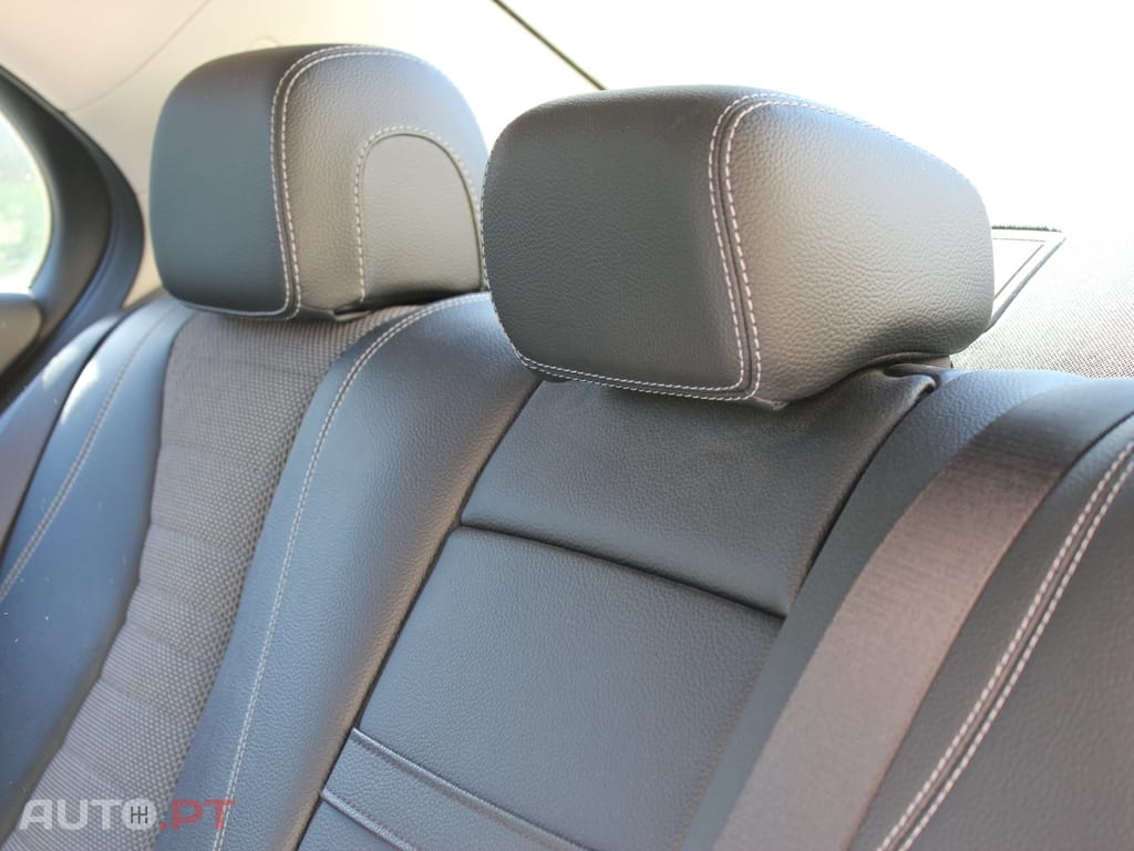 Mercedes-Benz E 220 d