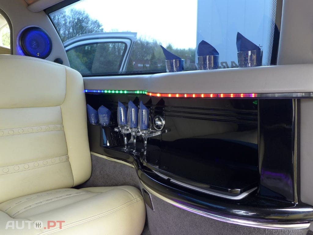 Lincoln Town Car Excalibur Stretchlimousine