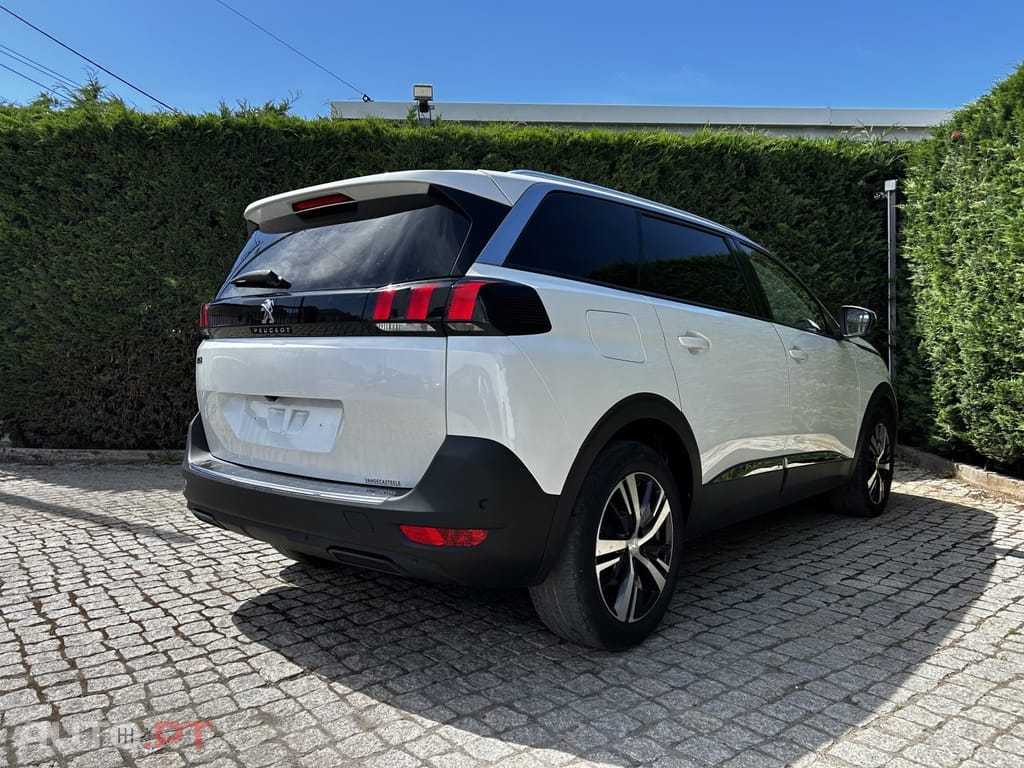 Peugeot 5008 1.5 BlueHDi Allure EAT8
