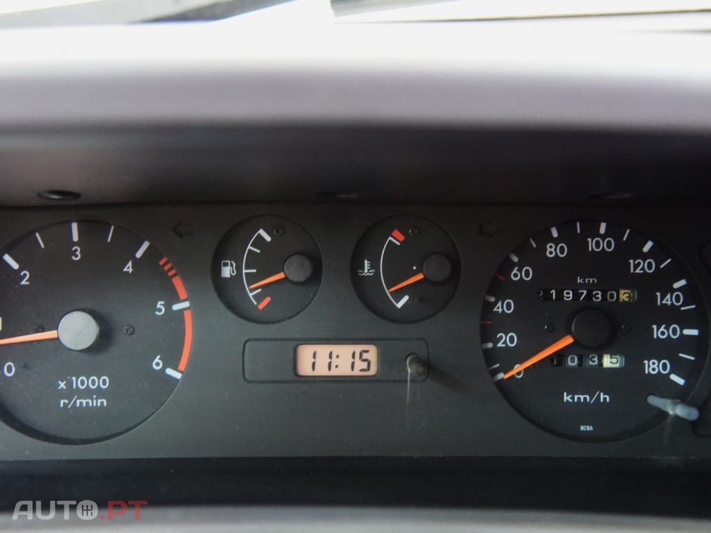 Nissan Terrano II 2.7TD AC