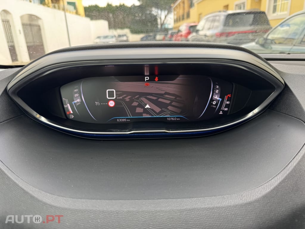Peugeot 3008 1.2 PureTech Allure EAT8