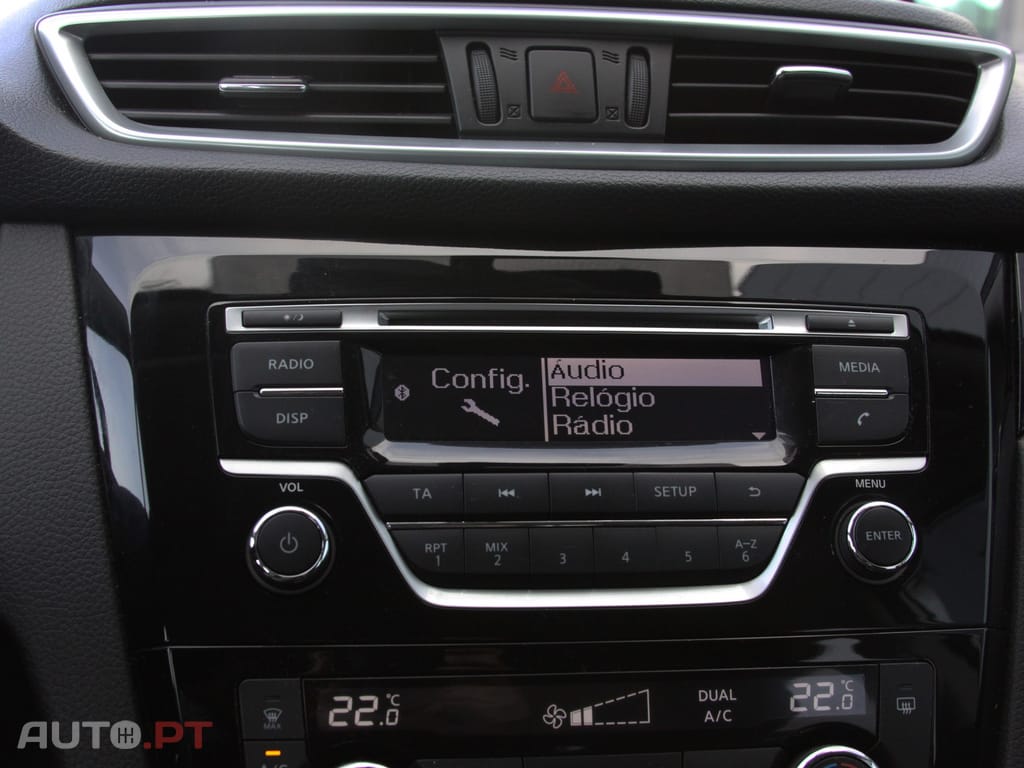 Nissan Qashqai Outro