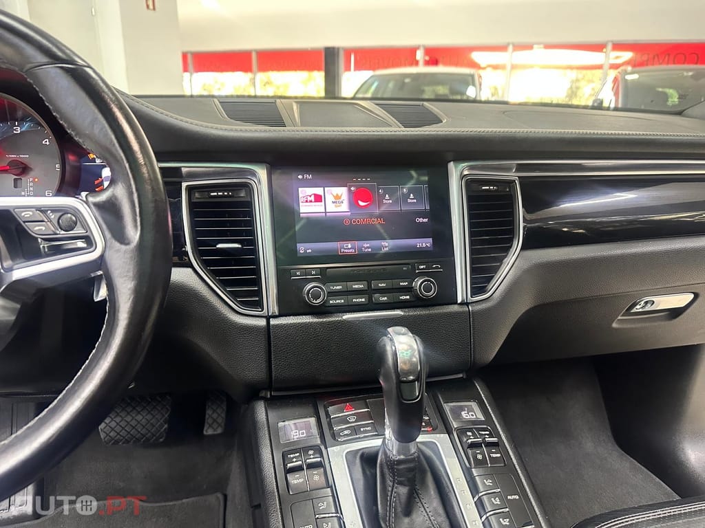 Porsche Macan S