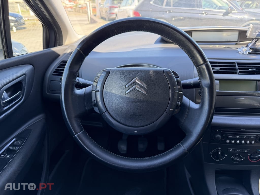 Citroen C4 1.4 16V SX