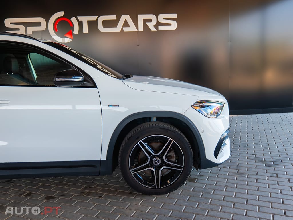 Mercedes-Benz GLA 250 e AMG Line