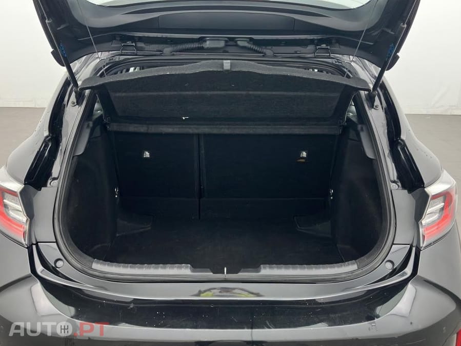 Toyota Corolla 1.8 Hybrid Dynamic Business