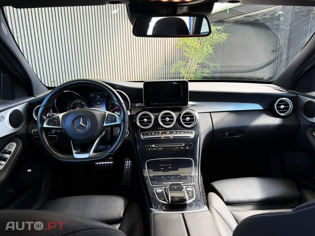 Mercedes-Benz C 220 AMG