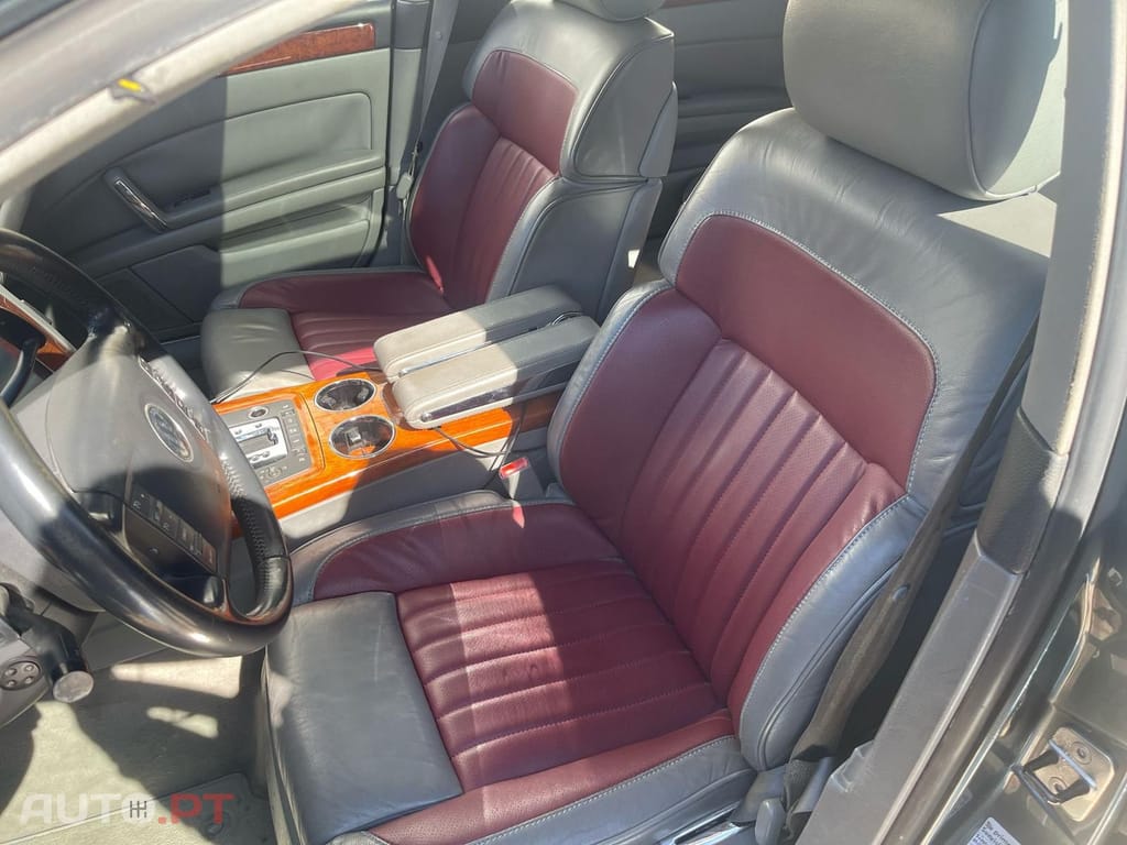 Volkswagen Phaeton larga presidencial