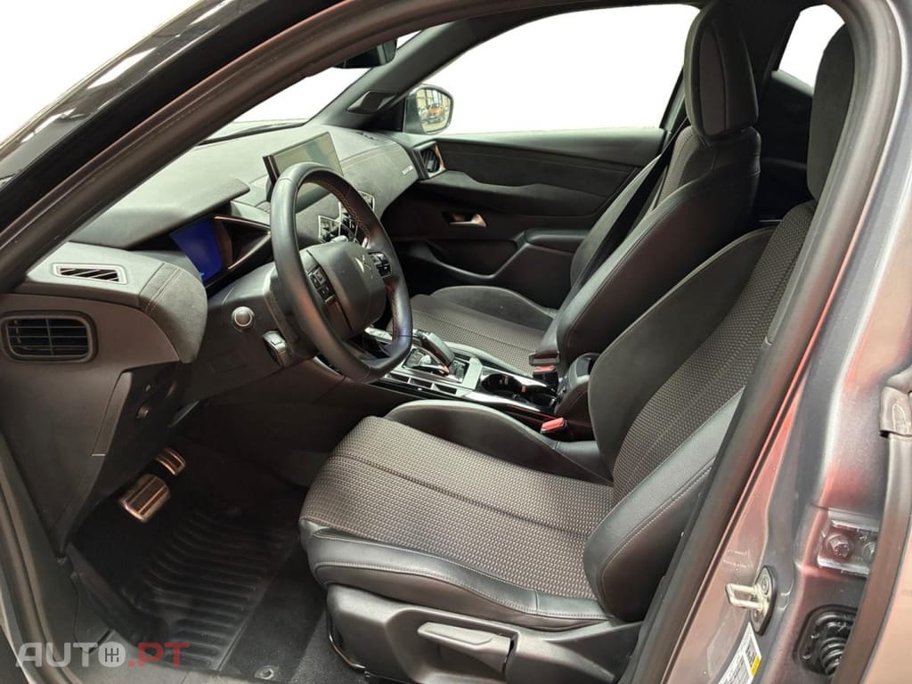 DS DS3 Crossback E-Tense Performance Line