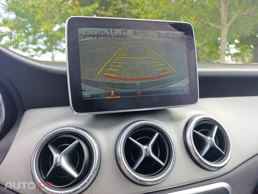 Mercedes-Benz CLA 180 Shooting Brake d BlueEFFICIENCY Edition