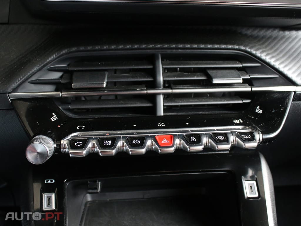 Peugeot 2008 1.2 PureTech Allure