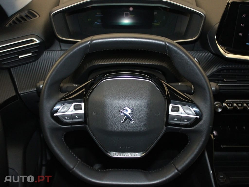 Peugeot E-2008 ALLURE PACK 
