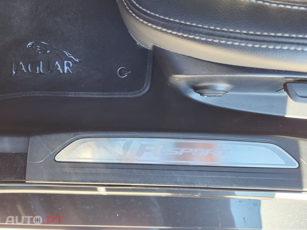 Jaguar XE 2.0 D R-Sport