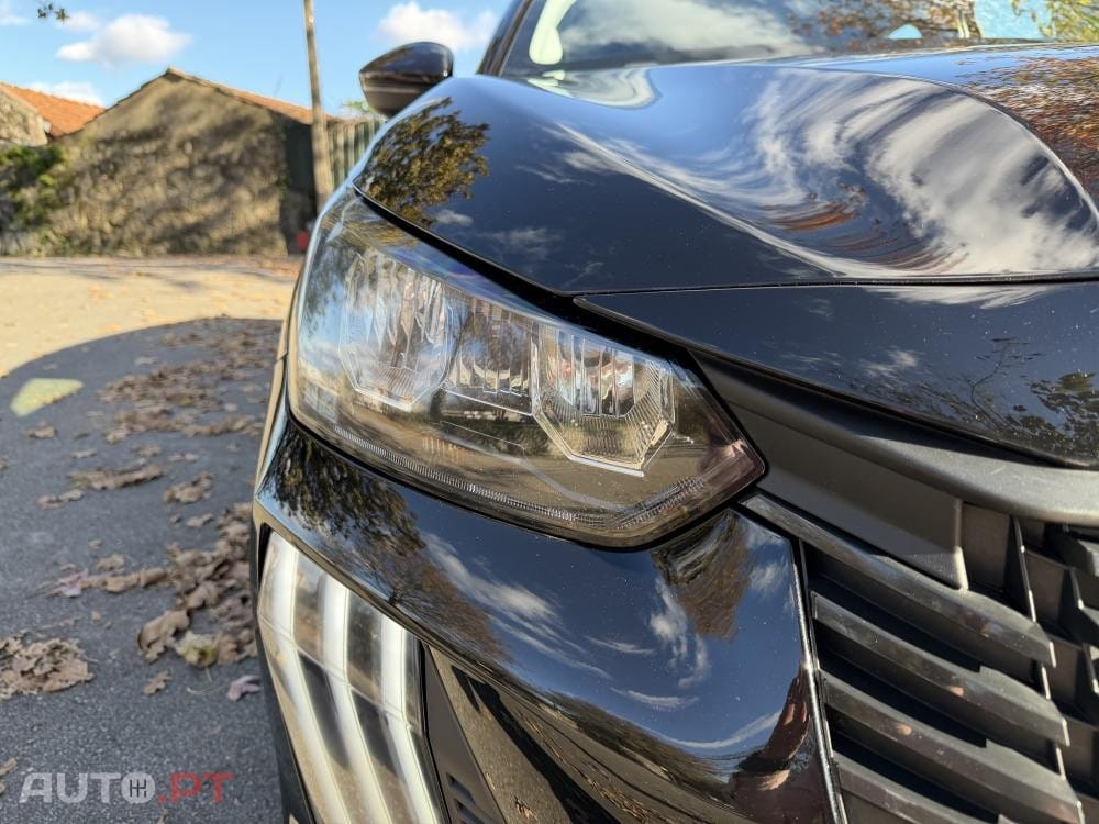 Peugeot 208 PureTech 75 Allure Pack