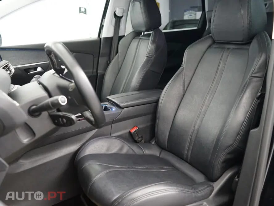 Peugeot 5008 1.2 PureTech Allure Pack